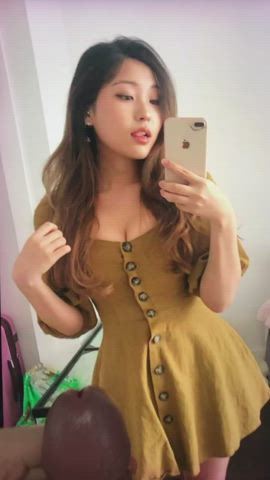 Hyoon looking cute