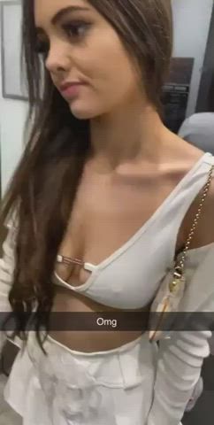 18 years old big tits caught flashing huge tits natural tits public teen tits r/caughtpublic