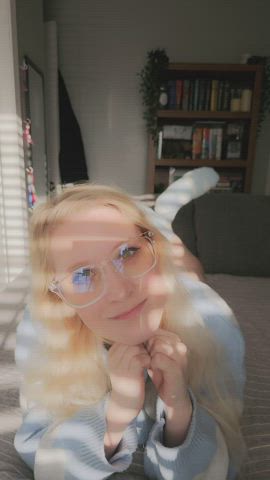 amateur big tits blonde boobs natural tits onlyfans gif