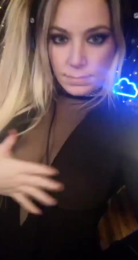 Llama Insta 2