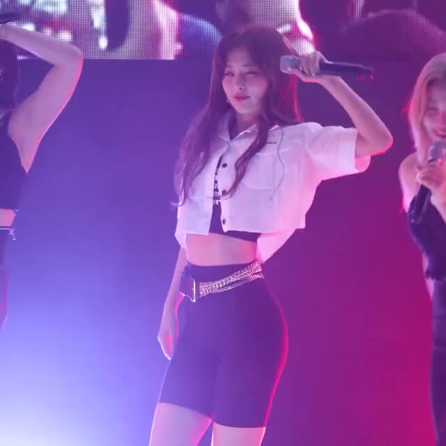 레드벨벳 Red Velvet 슬기 Seulgi NO CUT FULL 6