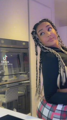 Amateur Ass Big Ass British Ebony Softcore TikTok gif