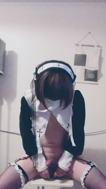 I like to smear cum on myself ......