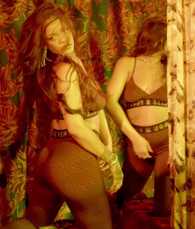 Rihanna gif
