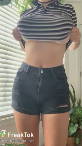 big nipples big tits boobs bouncing tits huge tits natural tits nipples onlyfans