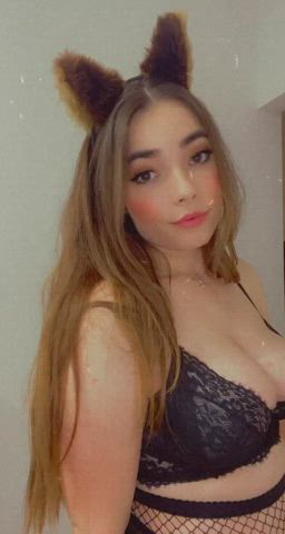 Big tits girl make herself squirt