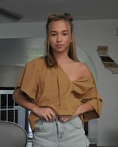 18 years old dakota tyler extra small petite skinny small nipples small tits teen
