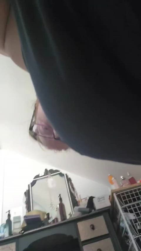 Lansing Michigan slut AMBER C having some fun with her favorite toy. FULL video on
