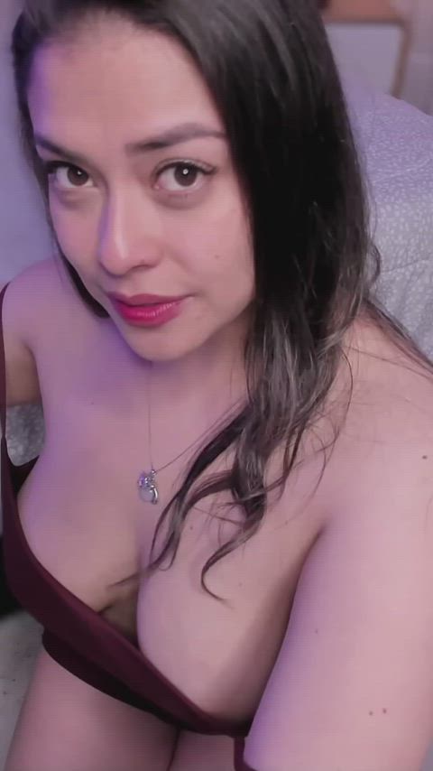 big tits cute horny natural tits tits curvy-chicks fit-milfs just-boobs latinas gif
