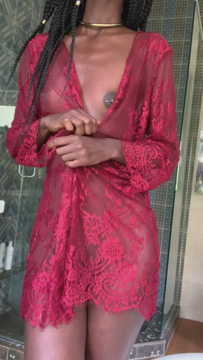 I'm a proud owner of tiny tits ?