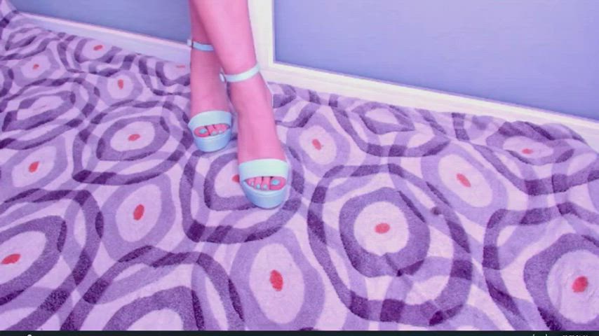 amateur feet feet fetish foot foot fetish high heels kawaii girl onlyfans teen gif