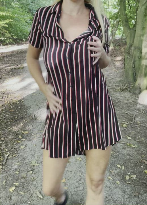 Boobs Flashing Outdoor 👅