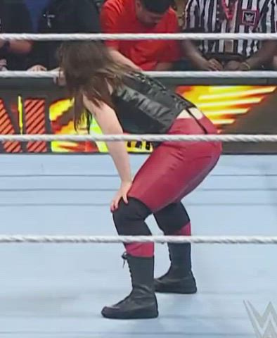 big ass booty pawg thick thighs white girl gif
