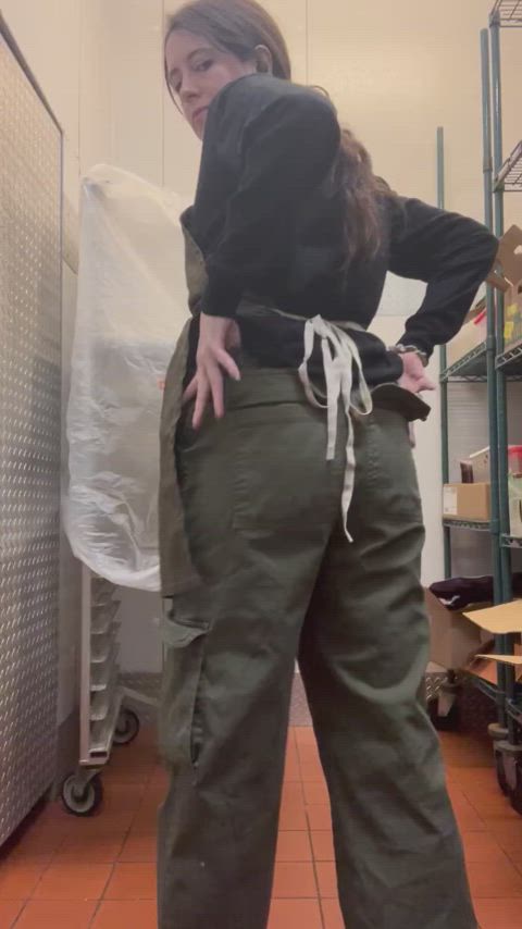 asshole flashing pussy work asshole-behind-thong at-work exposed-in-public gif
