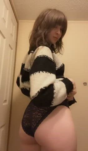 Booty bounces
