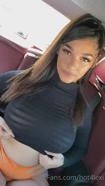 Her new collection unloaded 😍😍😍 below ⬇🥵❤ in comment!!!