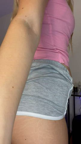 Your favorite dish is ready...cum take me!