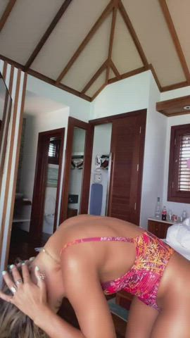 ass bikini shaking gif