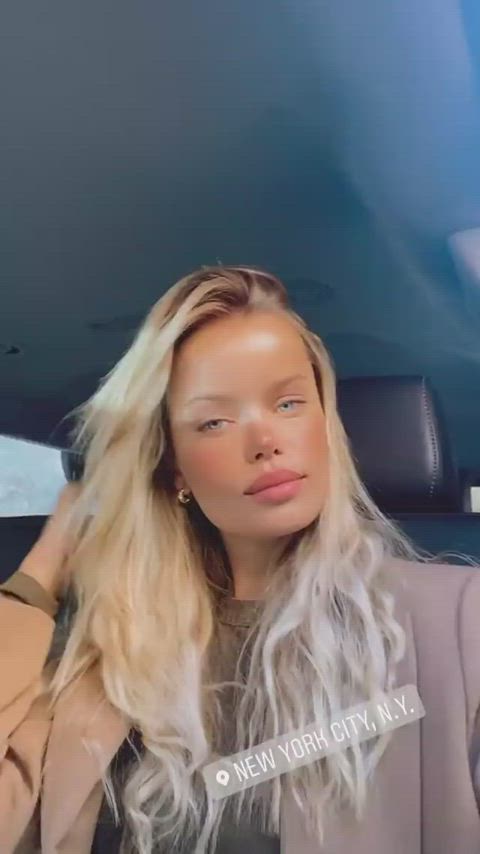 model blonde sexy gif