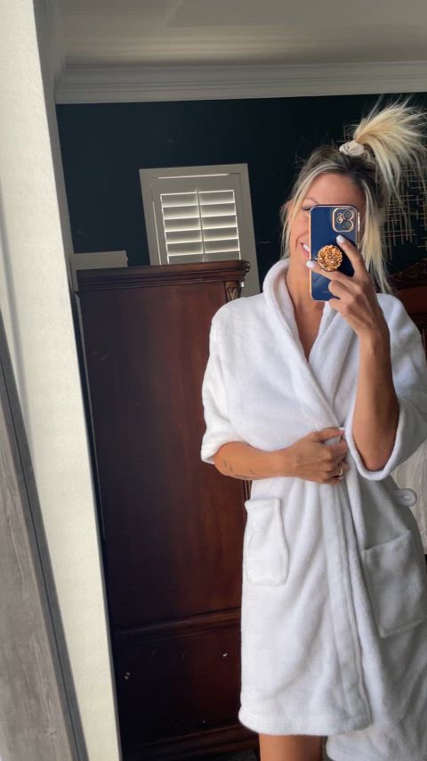 If the mom next door invites you over. The ending 🥵