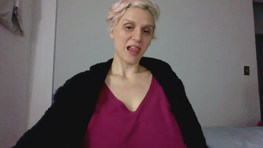 Massive Milf