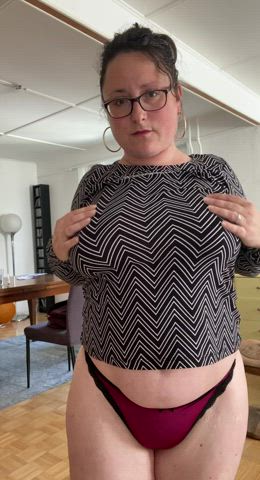 Meet my MILF ass