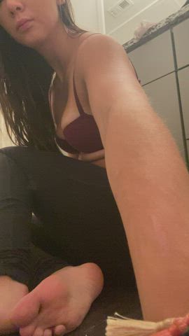 felling a little extra horny today