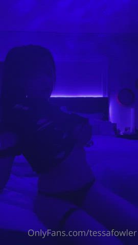 big tits boobs onlyfans tessa fowler gif