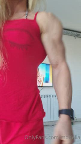 bodybuilder muscular girl muscular milf gif