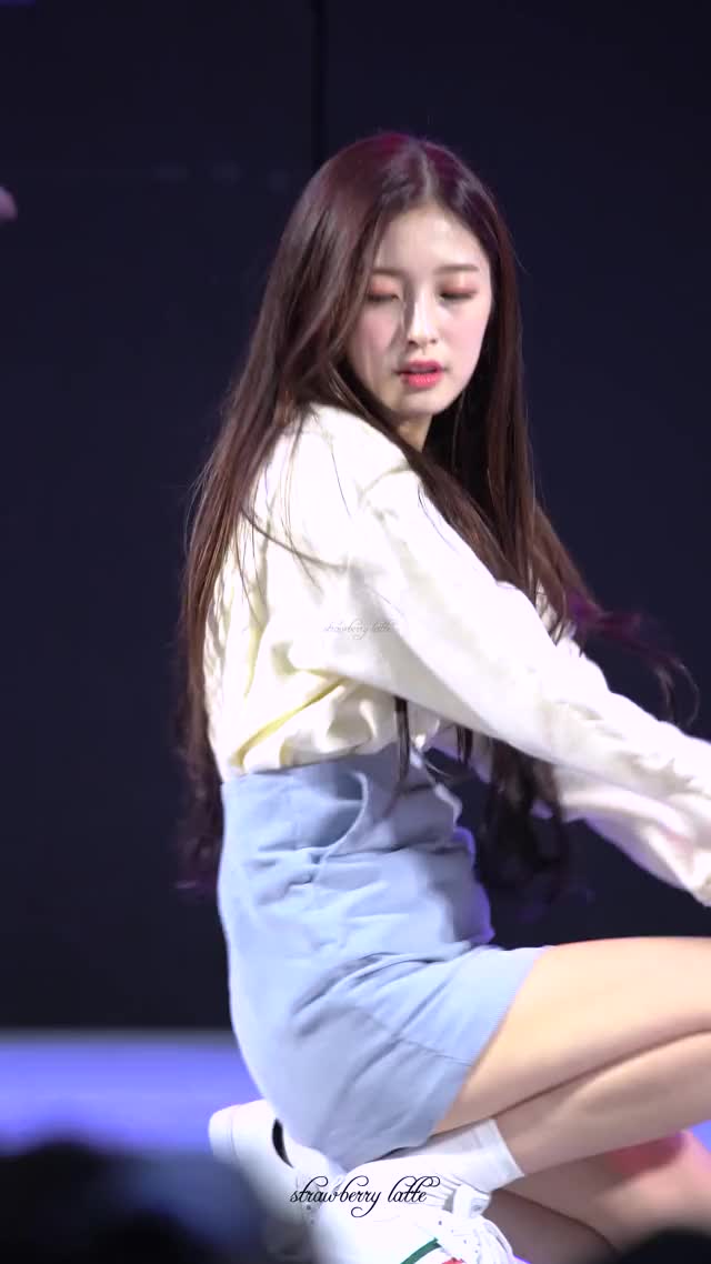 Oh My Girl - Arin 191101 3