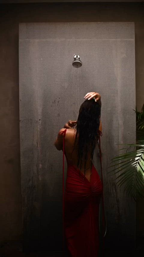 How many times did you fapped to this video of Sonam Bajwa?? (I lost the count and