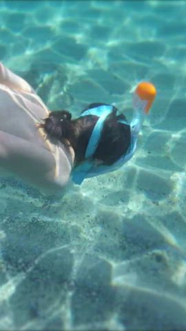 It's so freeing to snorkel naked