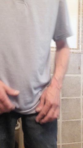 Just a quick flash before going to dinner. 