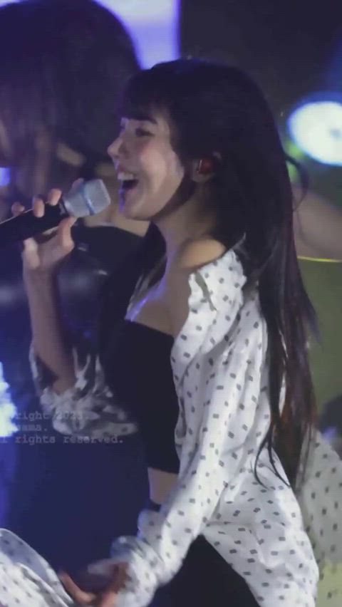 korean tits kpop gif