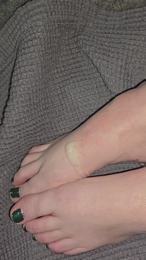 cum on feet feet feet fetish foot fetish femdom-feet foot-queen foot-worship gif