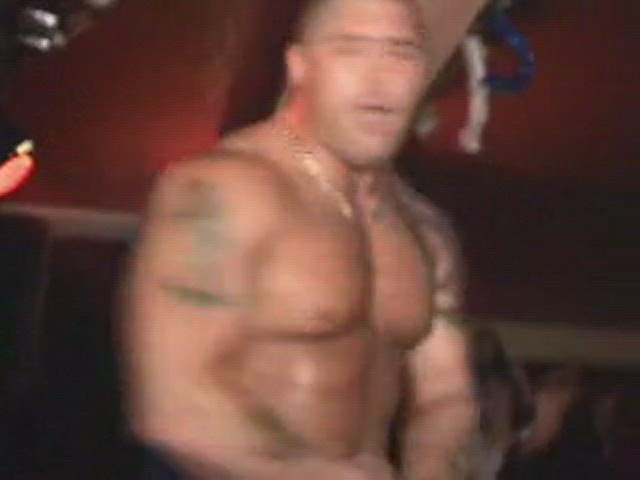 Young hottie sucks Iceman behind the towel