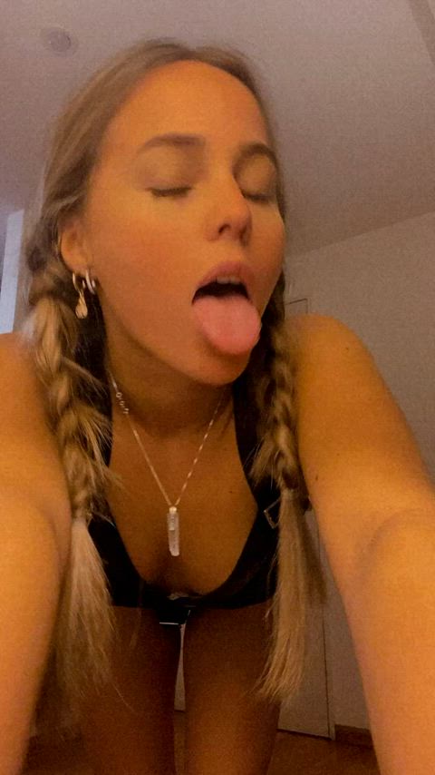 Imagine sending you videos like this while working