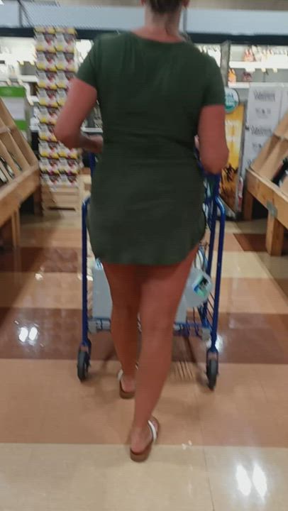 I like it when you stare. [F37]
