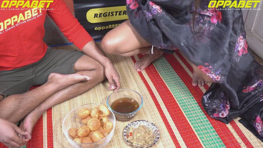 food fetish golden shower indian milf peeing persian piss squirting gif