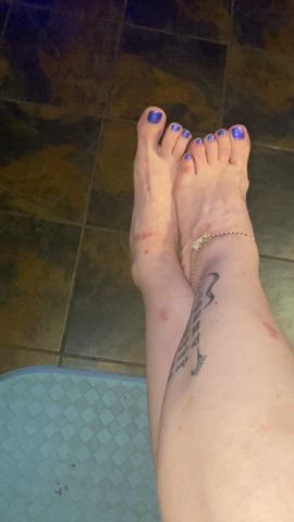 Cum 💦💦 watch my lil suckable toes wait for you baby 🥵😈🍒💕🔥🤪
