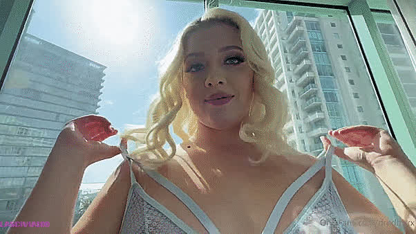Blonde Boobs Bouncing Bouncing Tits Jiggling POV Shaking Tits White Girl gif