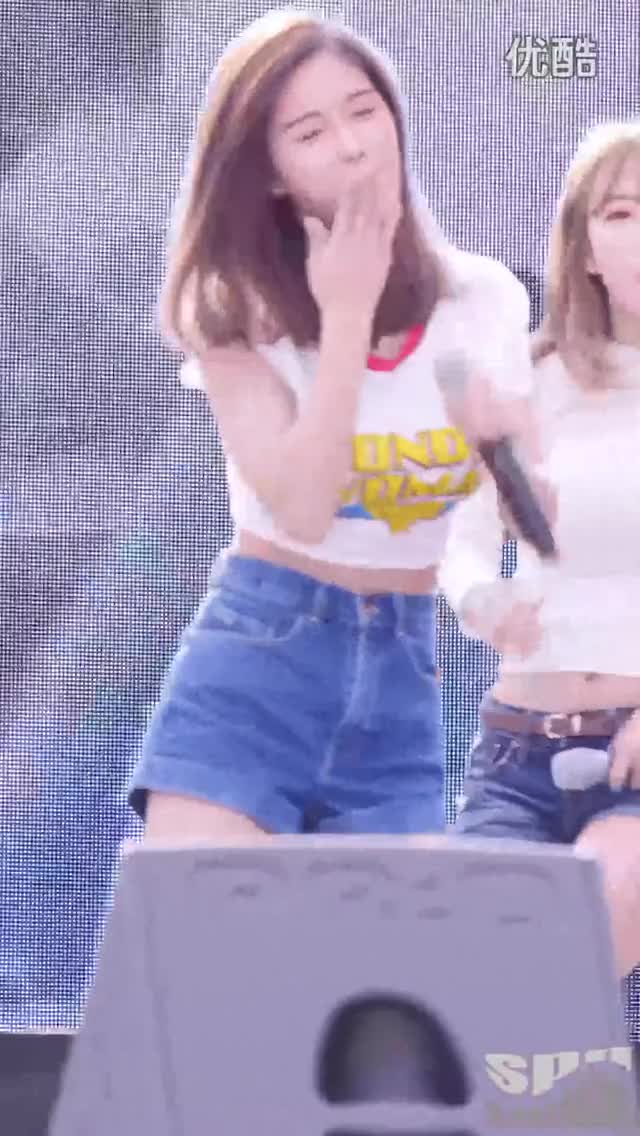 160521 Hyunyoung kiss 2 (Whoo) loop
