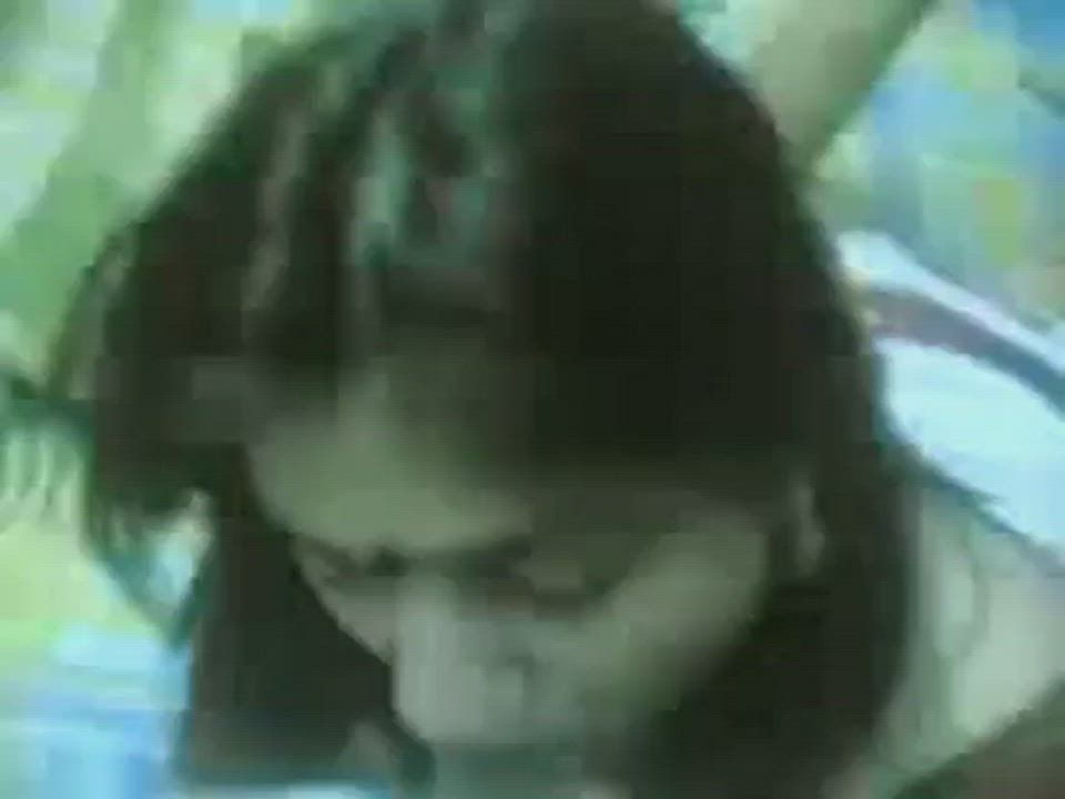 CUTE BHABHI SUCKING TENANT'S DICK WHILE HUBBY IS IN OFFICE👅 LINK IN COMENTS