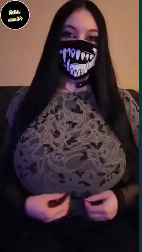 big tits blonde boobs cute huge tits nsfw natural tits onlyfans pov tiktok gif