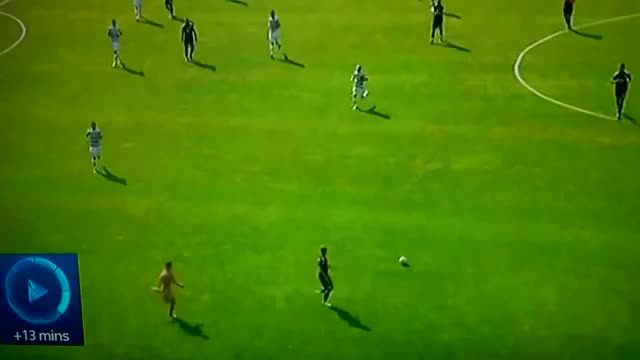 Streaker hilarious st pauli v Celtic 26 7
