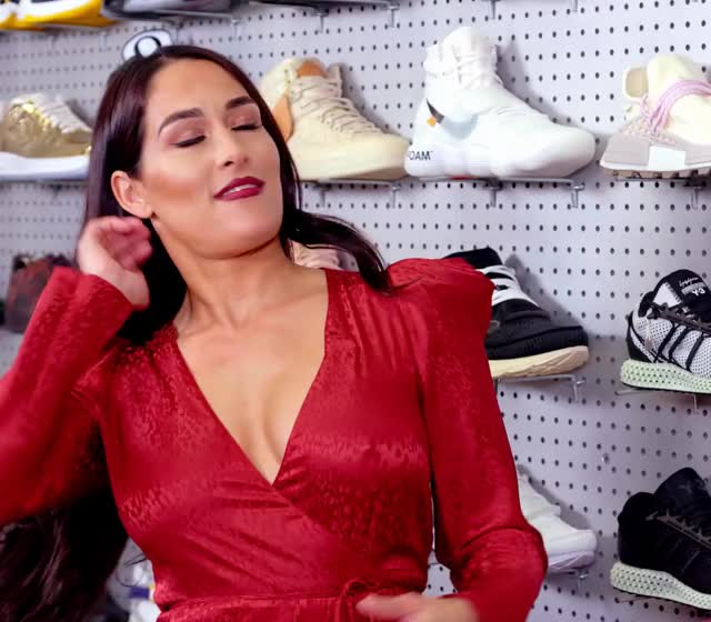 Nikki1
