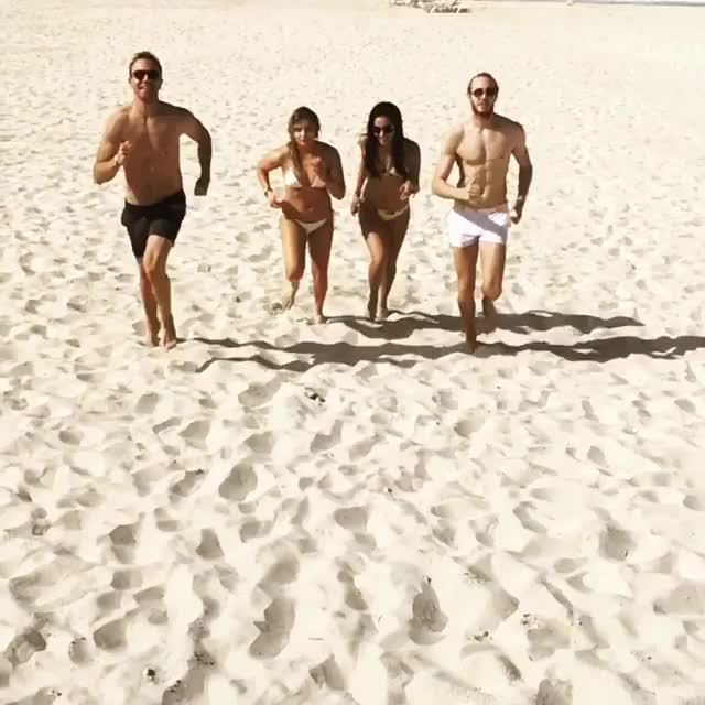  gif