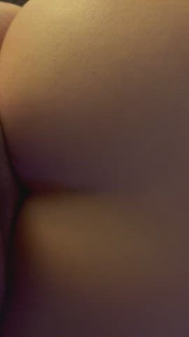 That wet pussy sounds as good as it feels…