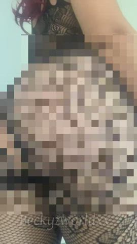 Mommy was feeling generous today Friday vibes! Enjoy my pixels Beta we both know