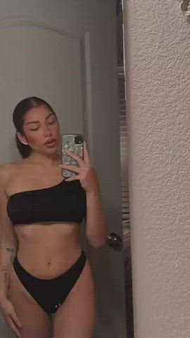body boobs latina gif
